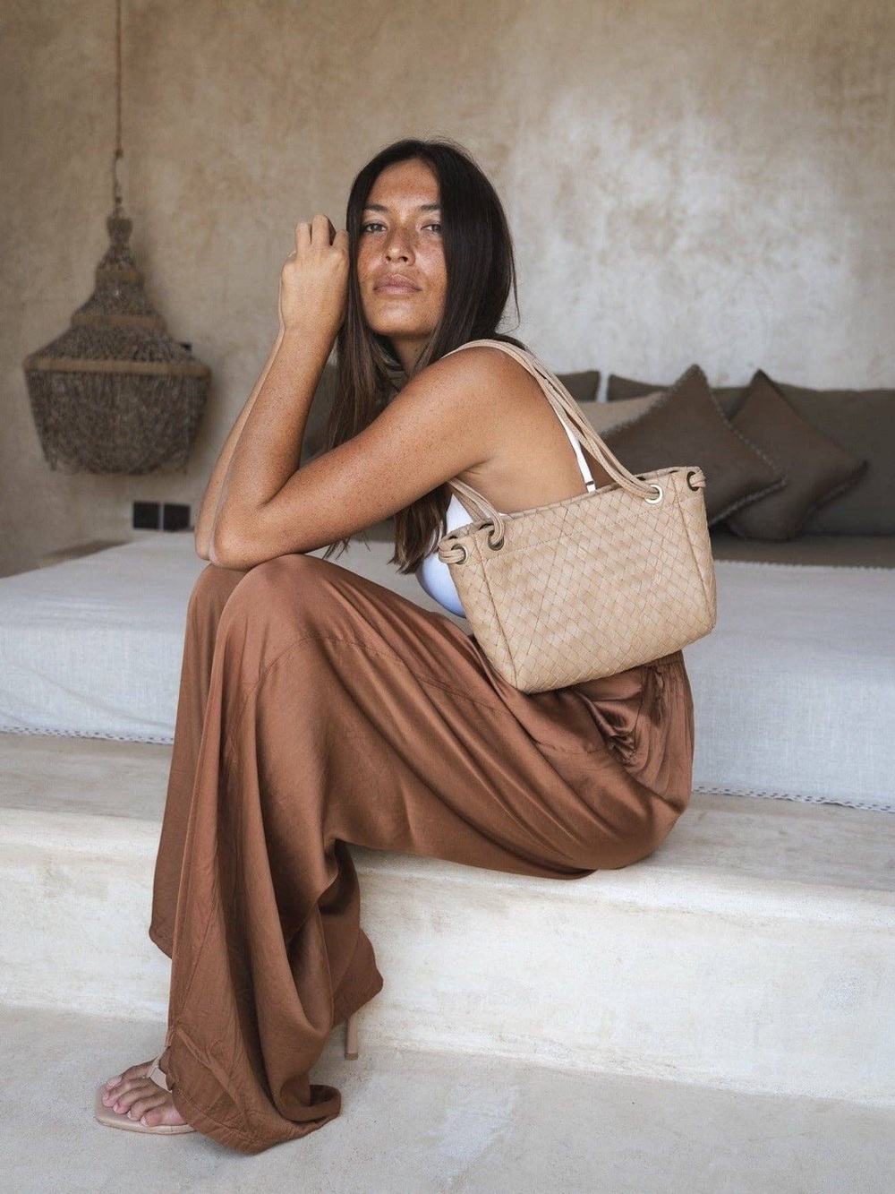 Mandrn Lou Woven Cream Shoulder Bag with Heart Charm